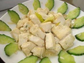 豆腐和贝贝瓜能一起吃吗,豆腐与贝贝瓜的搭配食用探讨