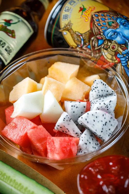 helens酒吧吃瓜,一场别开生面的吃瓜盛宴