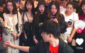 评委只顾吃瓜唱歌,吃瓜唱歌成焦点