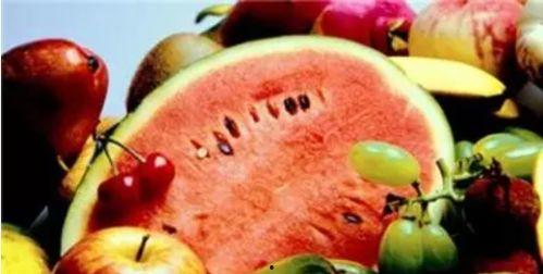 吃瓜多久能吃桃子,揭秘吃瓜与吃桃子的最佳时间间隔